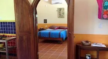 Bed & Breakfast Villa Zenaliza Tulum